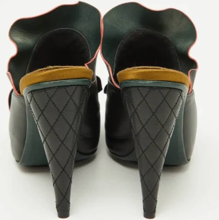 Fendi Vintage Pre-owned Leather mules Black Dames