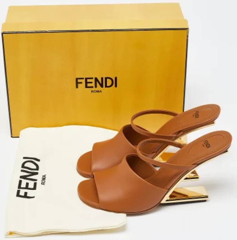 Fendi Vintage Pre-owned Leather mules Brown Dames