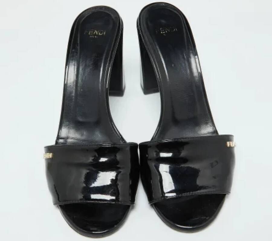 Fendi Vintage Pre-owned Leather sandals Black Dames