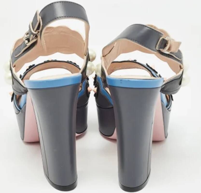 Fendi Vintage Pre-owned Leather sandals Gray Dames