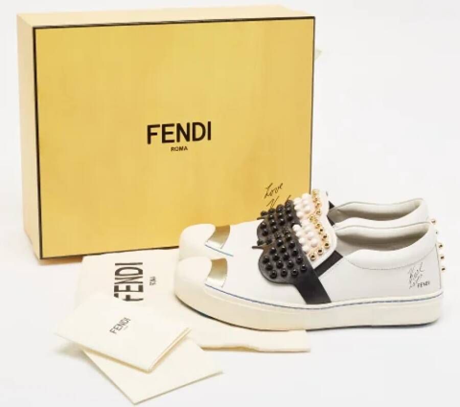 Fendi Vintage Pre-owned Leather sneakers White Dames