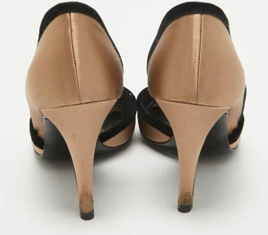 Fendi Vintage Pre-owned Satin heels Brown Dames