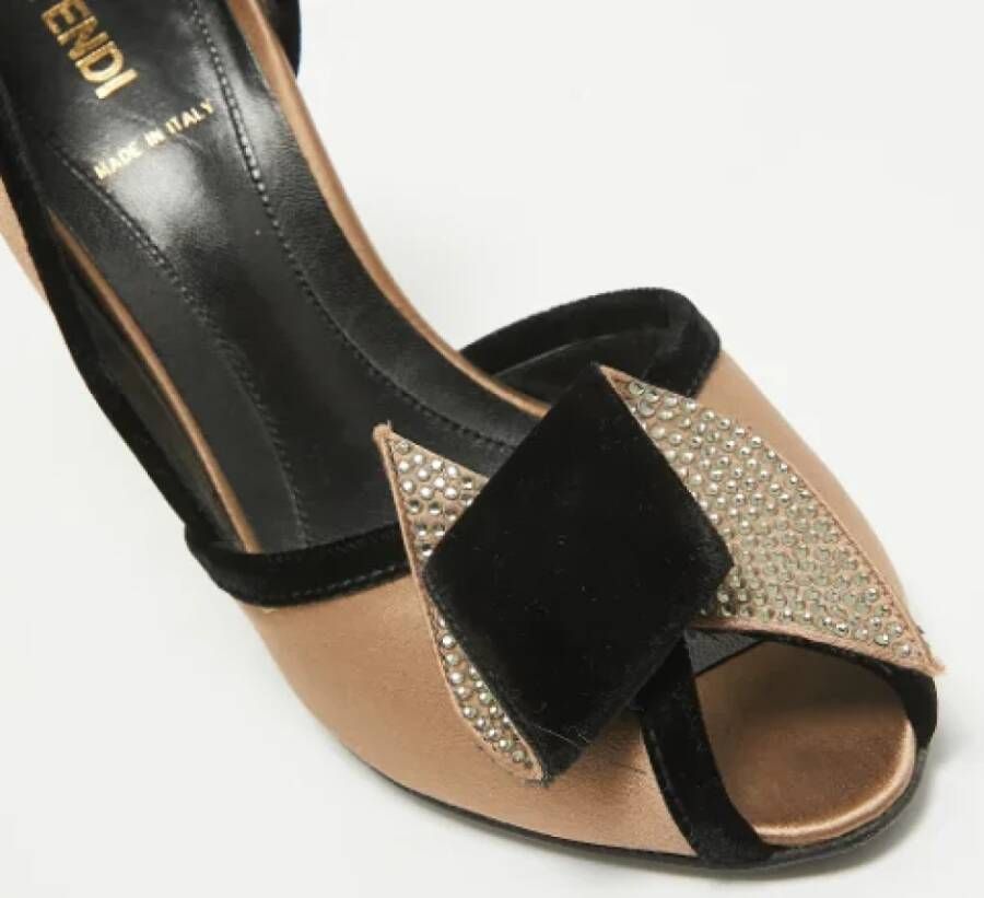 Fendi Vintage Pre-owned Satin heels Brown Dames