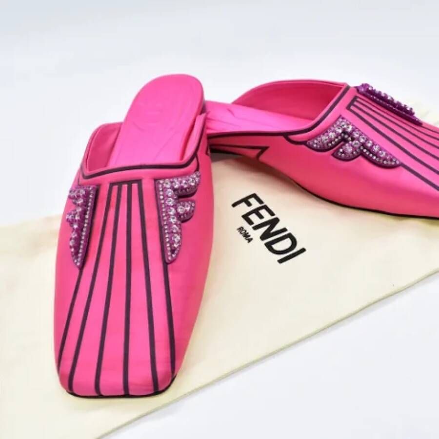 Fendi Vintage Pre-owned Satin mules Pink Dames