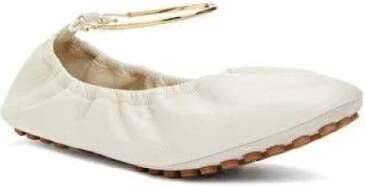 Fendi Witte leren ballerina flats met enkelband Beige Dames