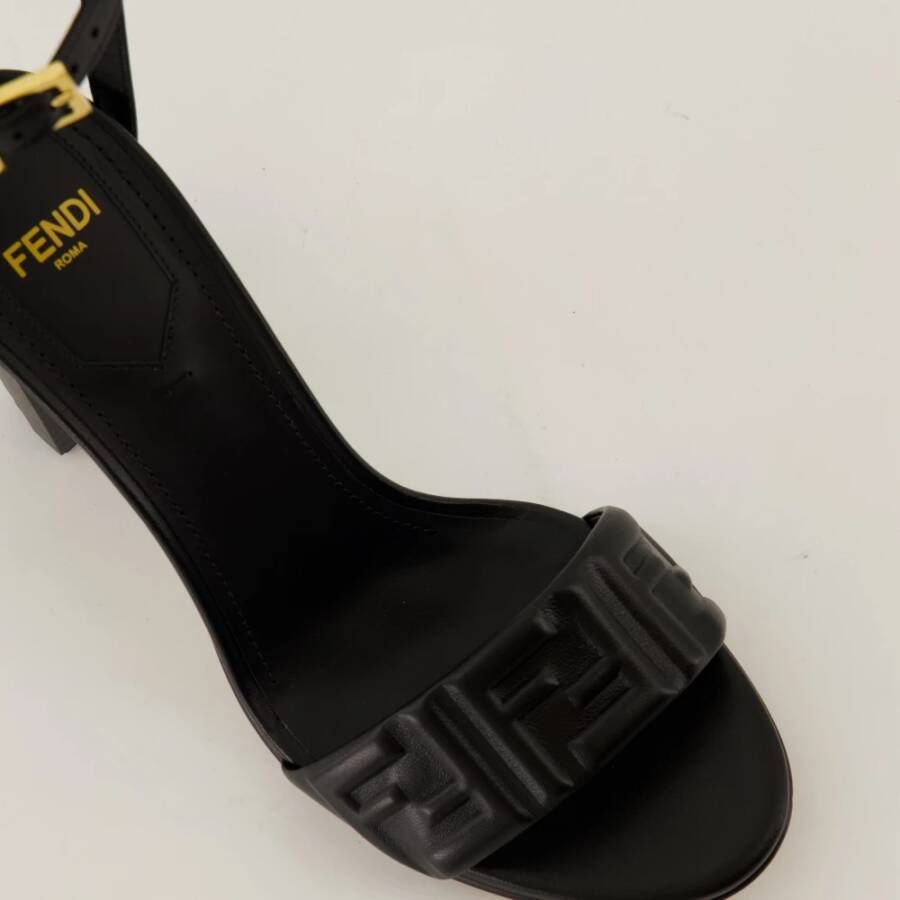 Fendi Zwarte Delfina Hakken Sandalen Black Dames