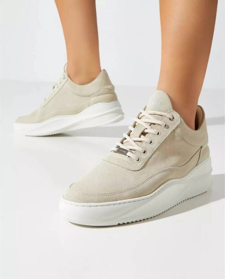 Filling Pieces Beige Suède Sneakers Eva Sky Beige Dames