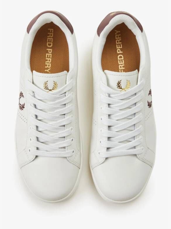 Fred Perry Geperforeerde Leren Tennissneakers White Heren