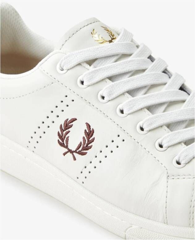 Fred Perry Geperforeerde Leren Tennissneakers White Heren