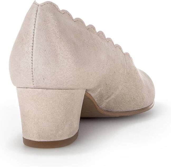 Gabor Klassieke Pumps met Boor Detail Beige Dames