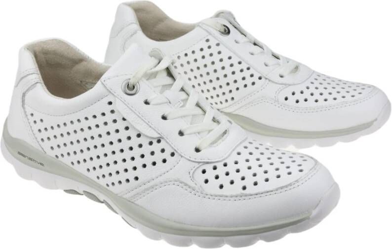 Gabor Witte Geperforeerde Wandelsneaker White Dames