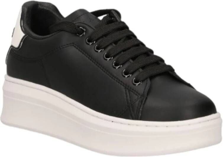 Gaëlle Paris Lage Sneakers Black Dames