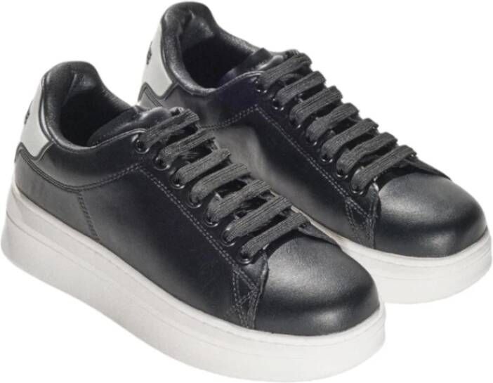 Gaëlle Paris Sneakers Zwart Dames