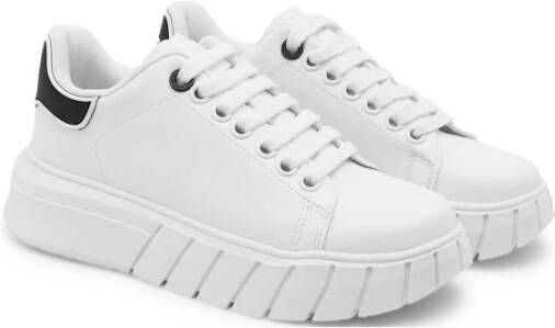 Gaëlle Paris Witte en zwarte mesh sneakers White Dames