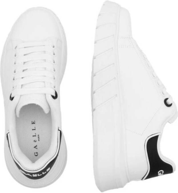 Gaëlle Paris Witte en zwarte mesh sneakers White Dames