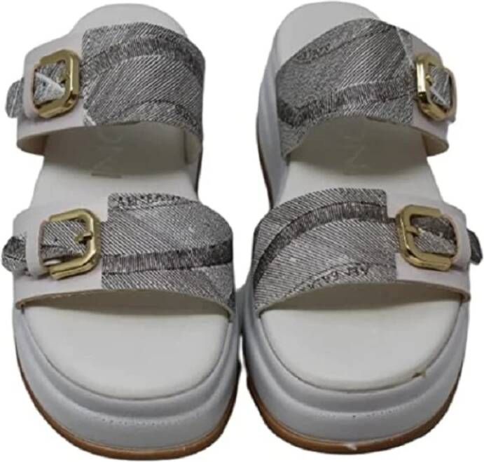 Gattinoni Flip Flops & Sliders Grijs Dames