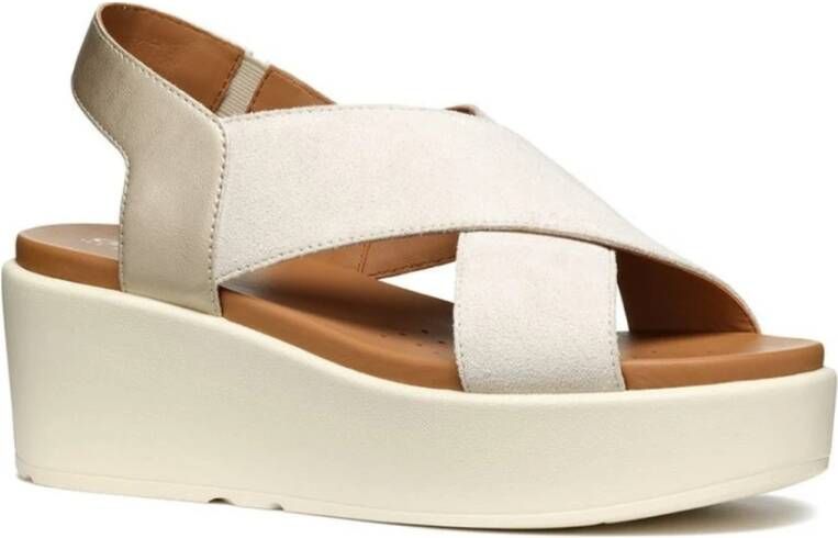 Geox Beige Platte Sandalen voor Vrouwen Beige Dames