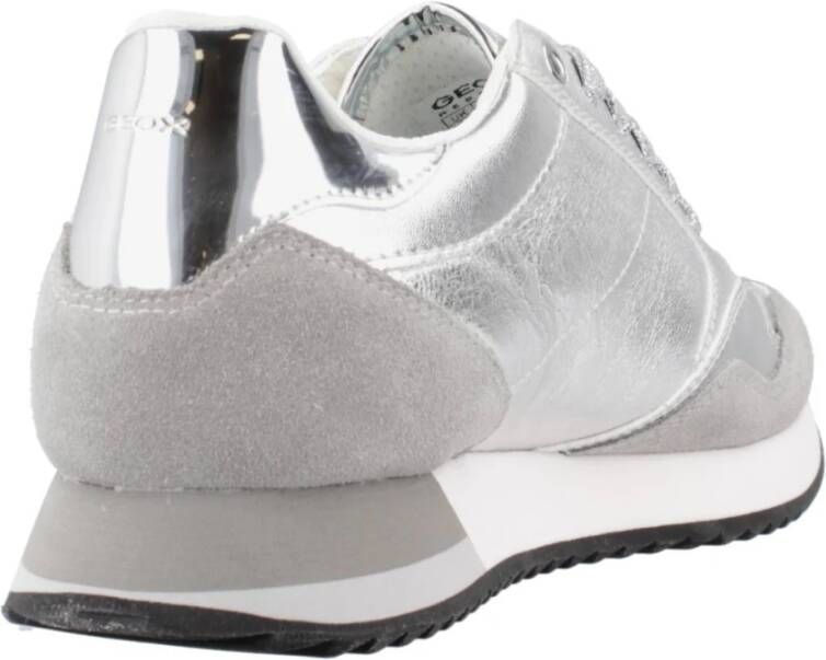 Geox Stijlvolle Casual Sneakers voor Vrouwen Gray Dames