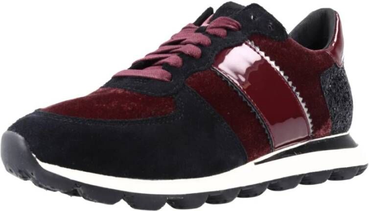 Geox Stijlvolle Casual Sneakers voor Vrouwen Red Dames