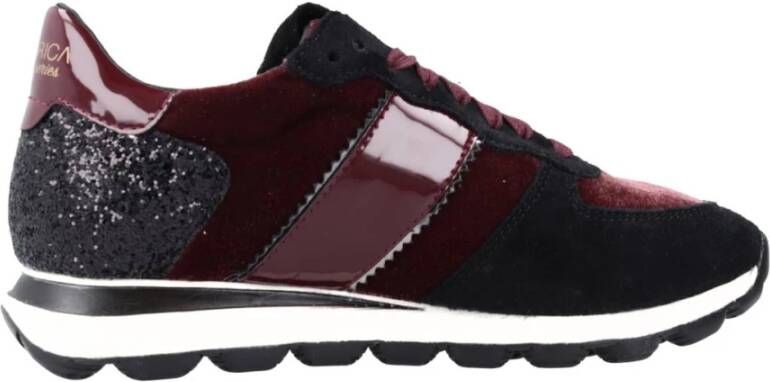 Geox Stijlvolle Casual Sneakers voor Vrouwen Red Dames