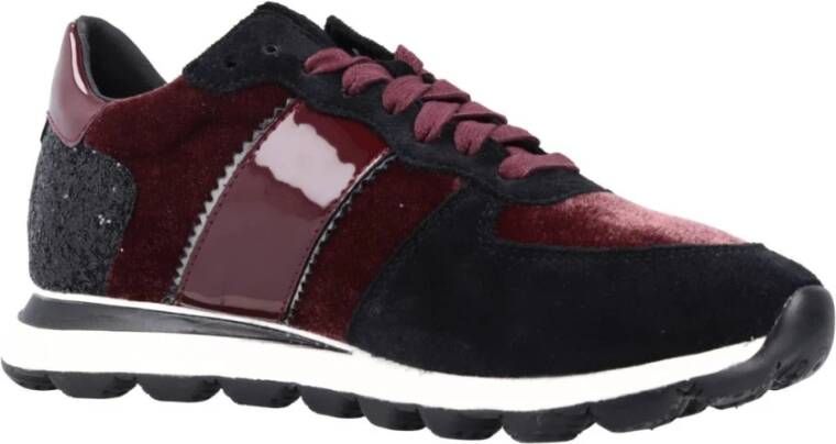 Geox Stijlvolle Casual Sneakers voor Vrouwen Red Dames