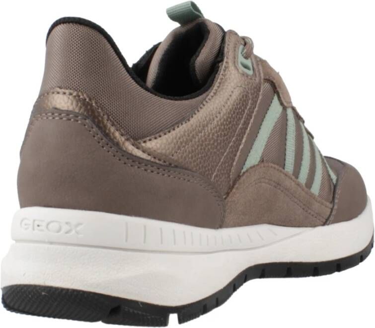 Geox Stijlvolle Sneakers voor dagelijks gebruik Brown Dames