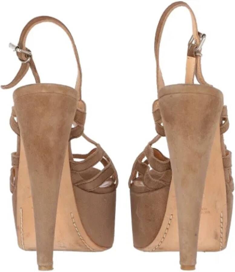 Giambattista Valli Pre-owned Suede sandals Beige Dames