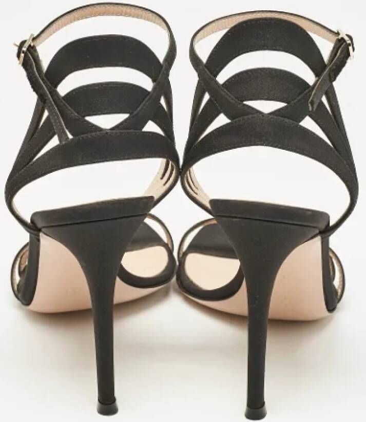 Gianvito Rossi Pre-owned Canvas sandals Black Dames