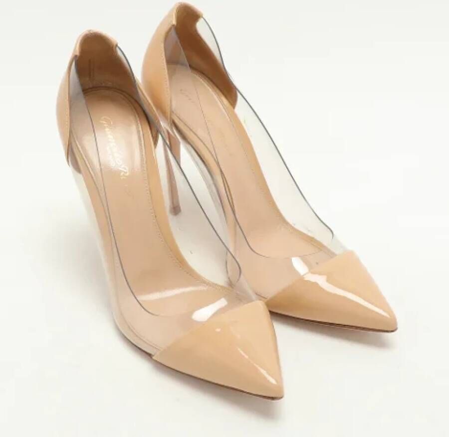 Gianvito Rossi Pre-owned Fabric heels Beige Dames