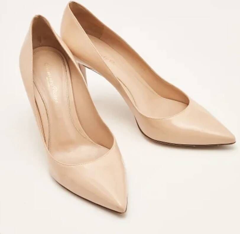 Gianvito Rossi Pre-owned Fabric heels Beige Dames