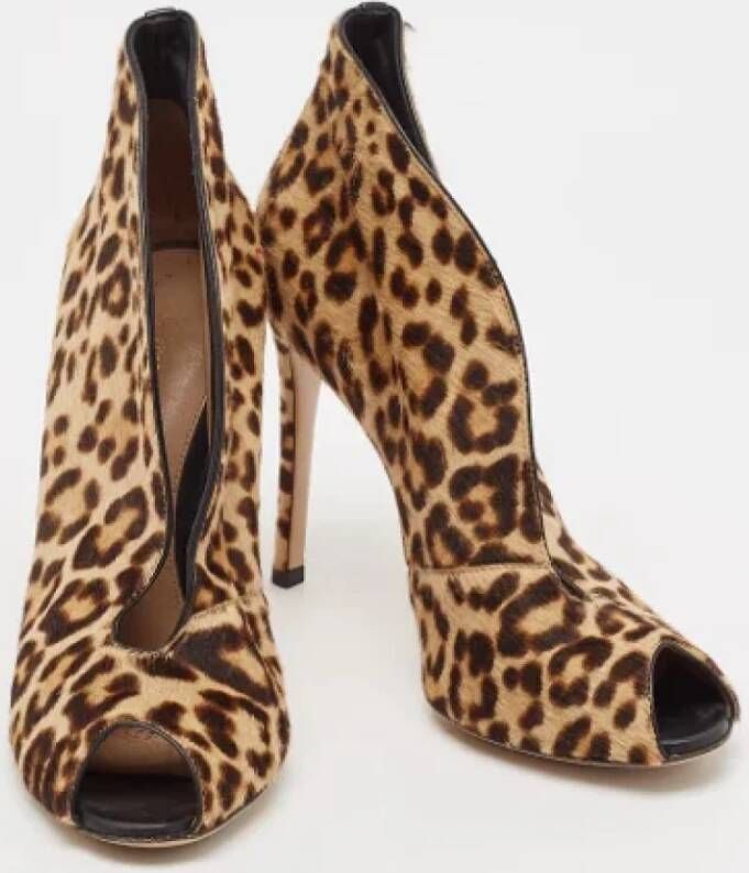 Gianvito Rossi Pre-owned Fabric heels Brown Dames