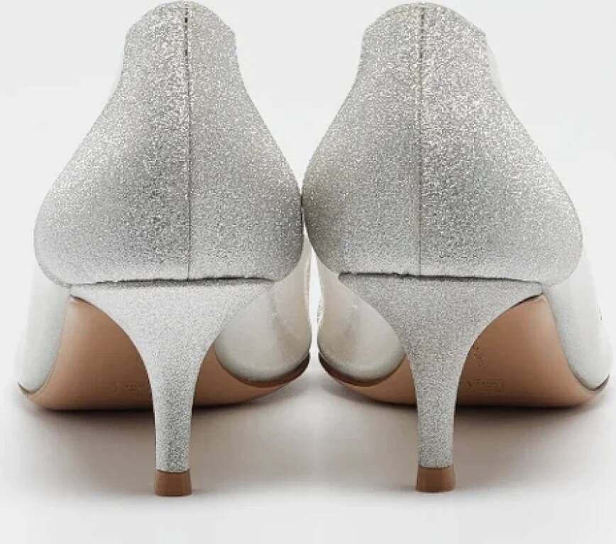 Gianvito Rossi Pre-owned Fabric heels Gray Dames