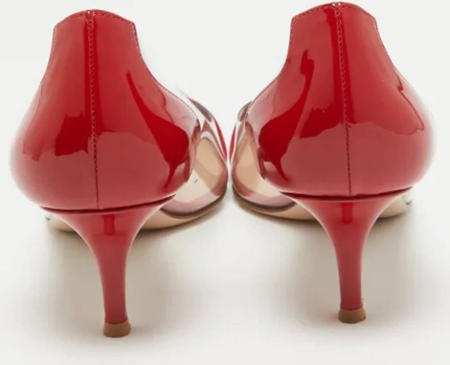 Gianvito Rossi Pre-owned Fabric heels Red Dames