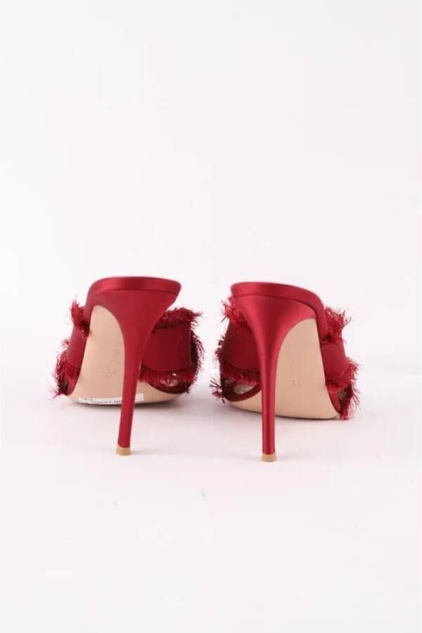 Gianvito Rossi Pre-owned Fabric heels Red Dames