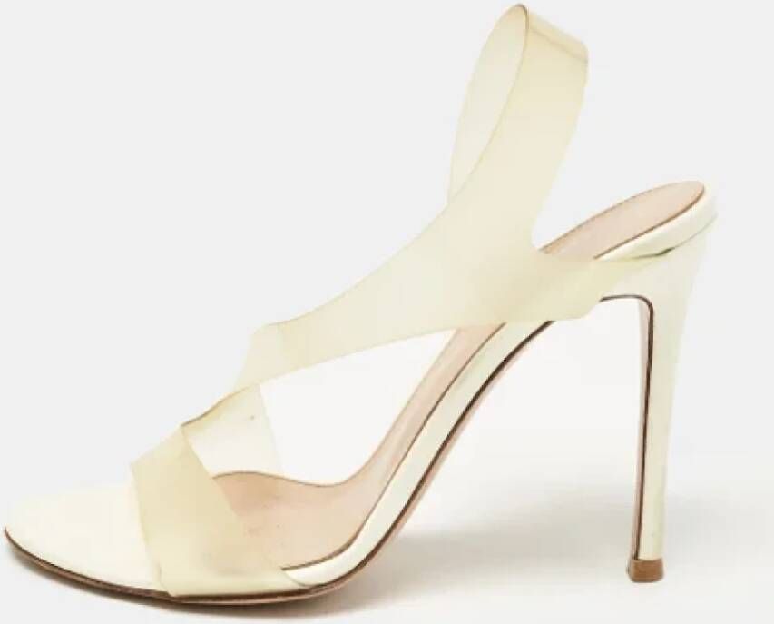 Gianvito Rossi Pre-owned Fabric sandals Beige Dames