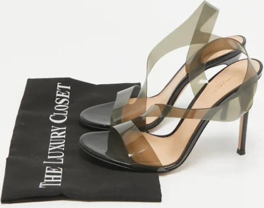 Gianvito Rossi Pre-owned Fabric sandals Black Dames