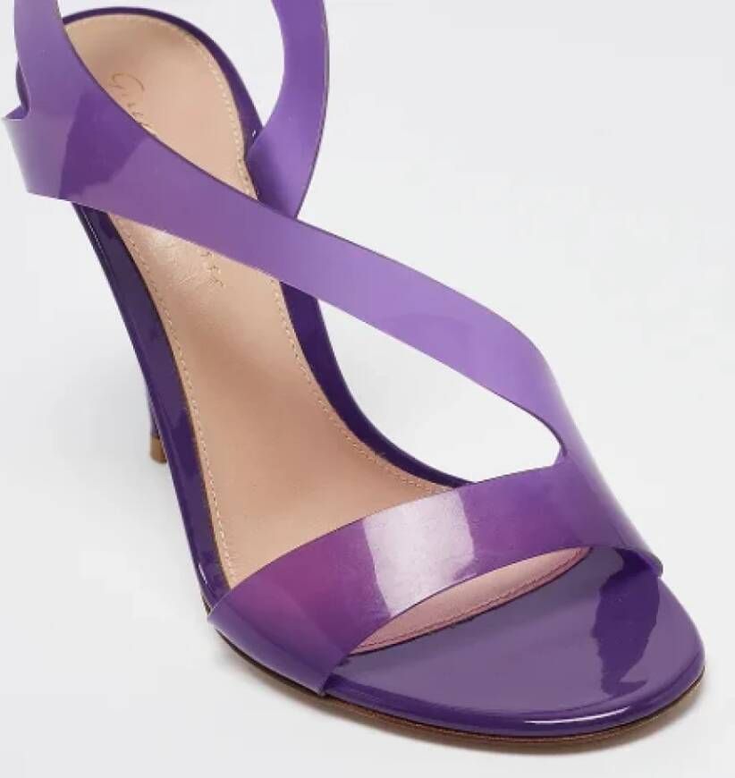 Gianvito Rossi Pre-owned Fabric sandals Purple Dames