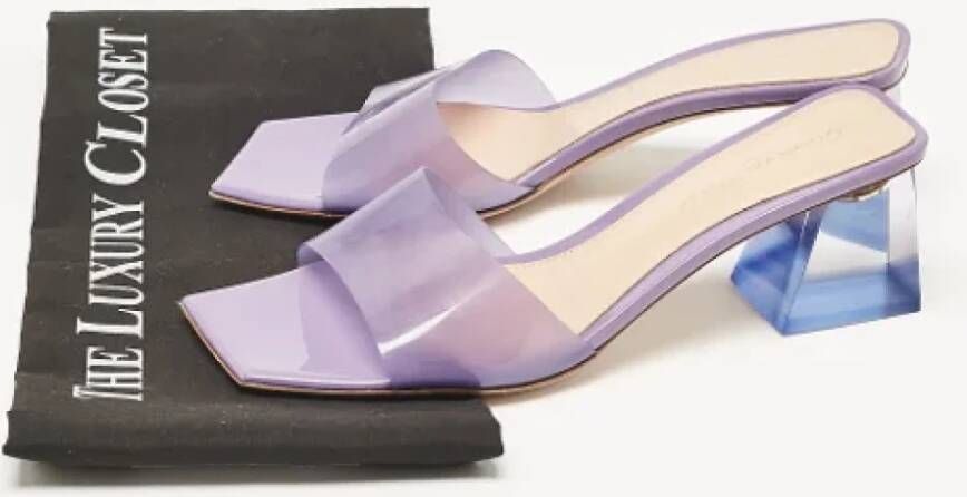 Gianvito Rossi Pre-owned Fabric sandals Purple Dames