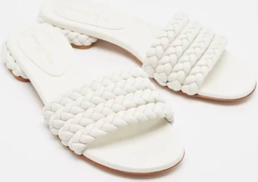 Gianvito Rossi Pre-owned Leather flats White Dames