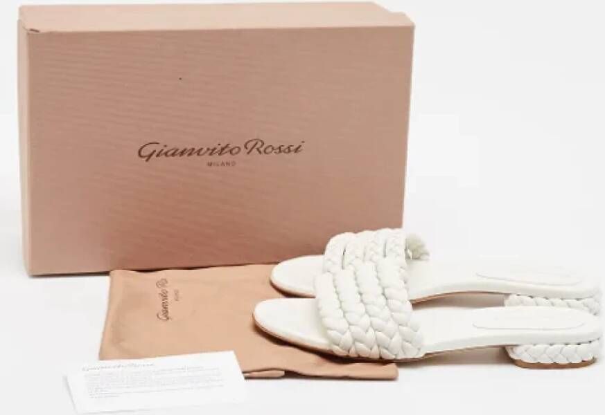 Gianvito Rossi Pre-owned Leather flats White Dames