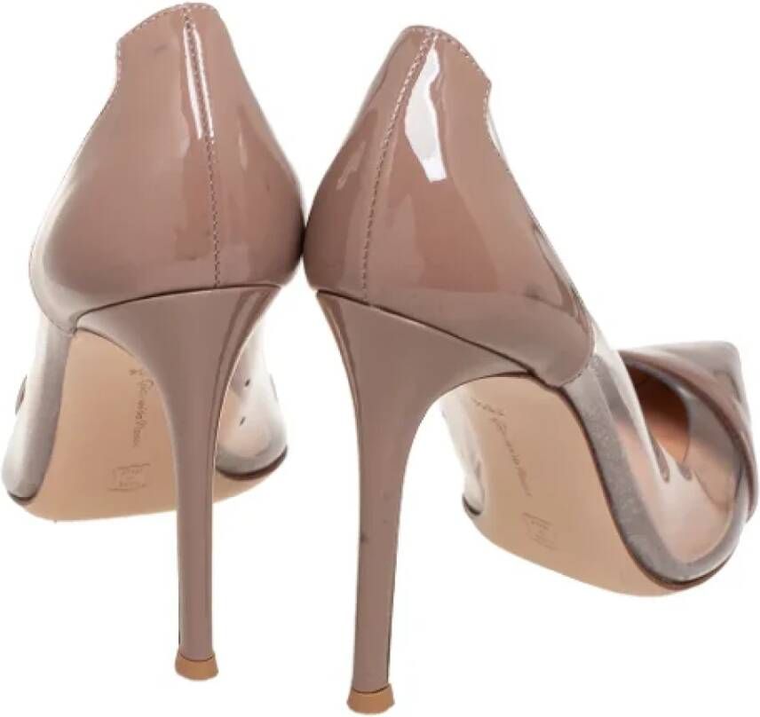 Gianvito Rossi Pre-owned Leather heels Beige Dames