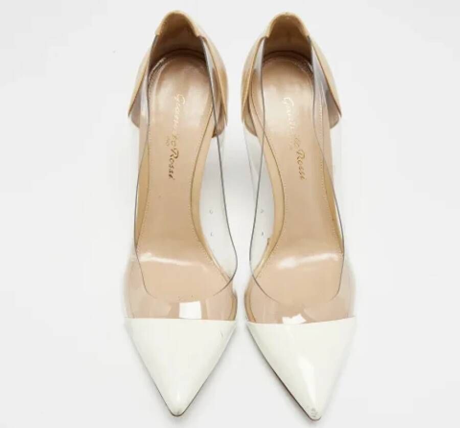 Gianvito Rossi Pre-owned Leather heels Beige Dames