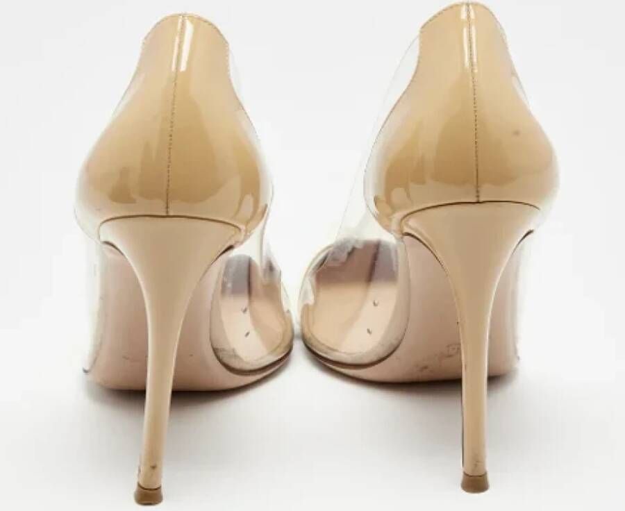 Gianvito Rossi Pre-owned Leather heels Beige Dames