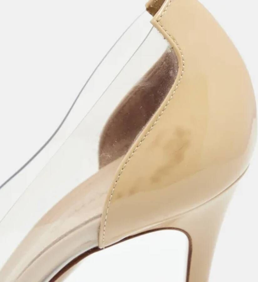 Gianvito Rossi Pre-owned Leather heels Beige Dames