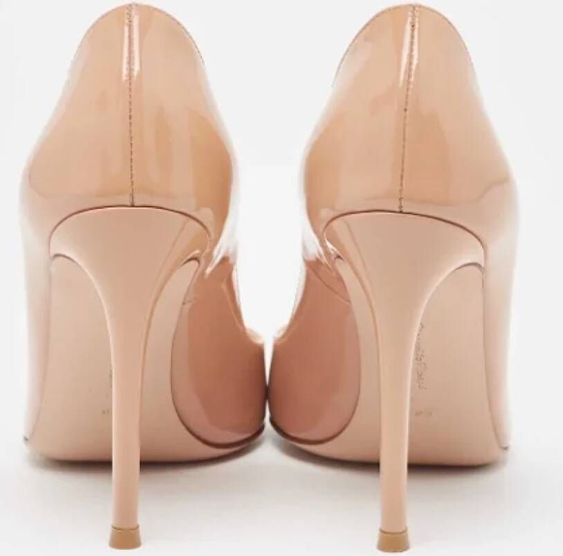 Gianvito Rossi Pre-owned Leather heels Beige Dames