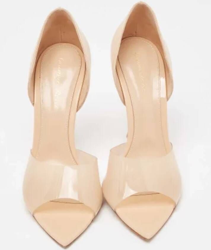 Gianvito Rossi Pre-owned Leather heels Beige Dames