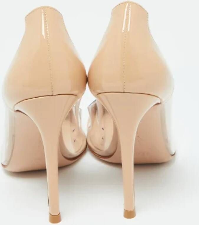 Gianvito Rossi Pre-owned Leather heels Beige Dames