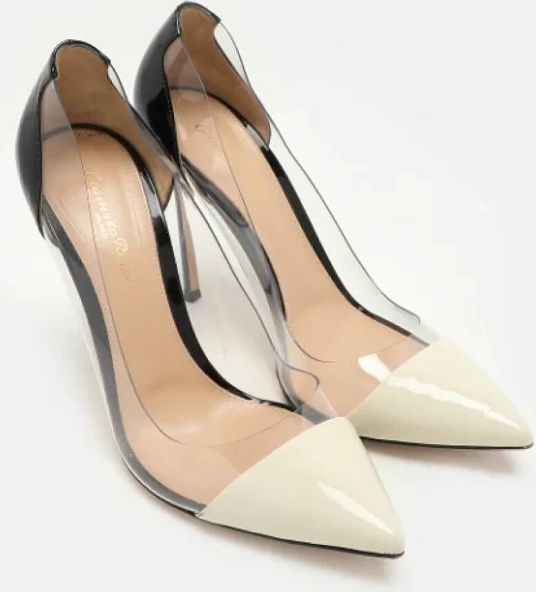 Gianvito Rossi Pre-owned Leather heels Beige Dames