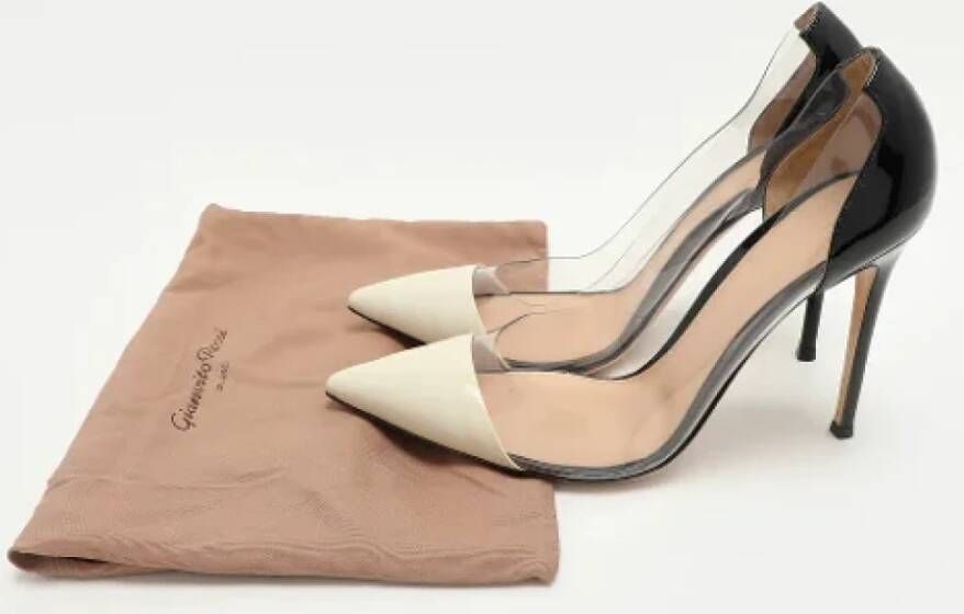 Gianvito Rossi Pre-owned Leather heels Beige Dames