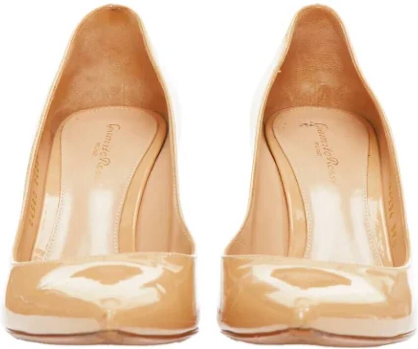 Gianvito Rossi Pre-owned Leather heels Beige Dames